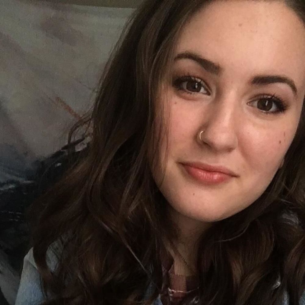 Meet your Posher, Alyssa